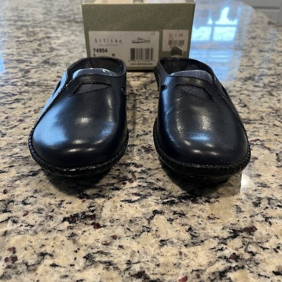 Clark’s Artisan Women’s Size 8 Rana Blue Leather Slip On Comfort Shoes Flats - Picture 1 of 6